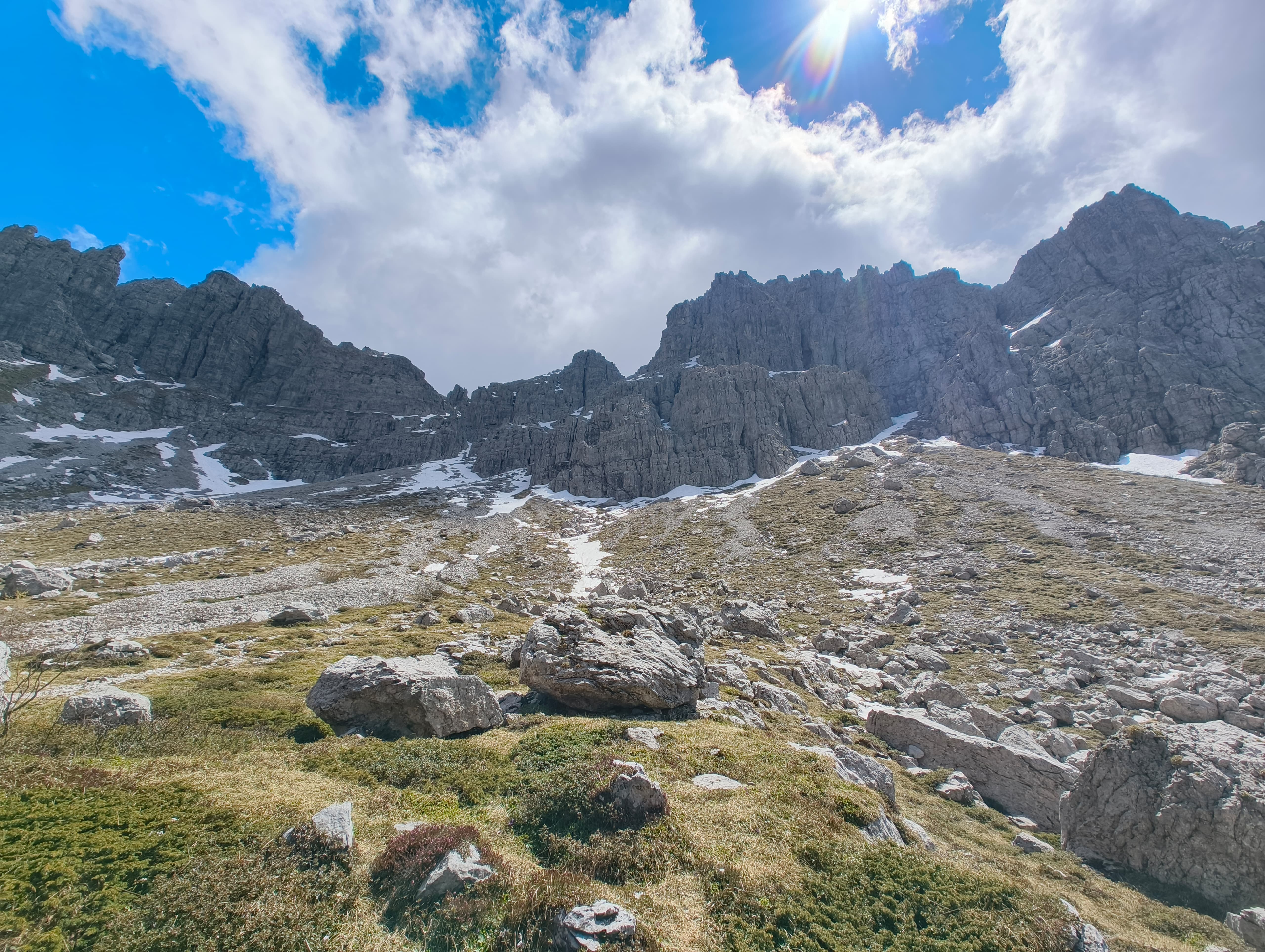 Foto copetina Cresta Ongania